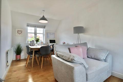 2 bedroom coach house for sale, Quail Corner, Bracknell