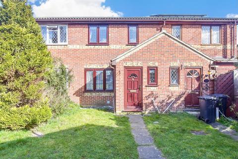 3 bedroom terraced house for sale, Gibson Road, Dagenham RM8