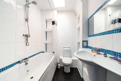 2 bedroom apartment to rent, St. Georges Street, Gloucestershire GL50