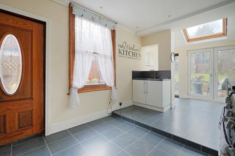 50 Meadow Head, Sheffield, S8 7UE
