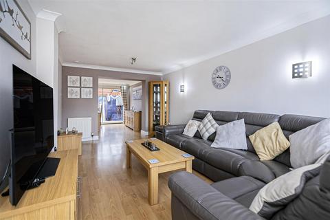 51 Forker Avenue, Rosyth, Dunfermline, KY11 2UH