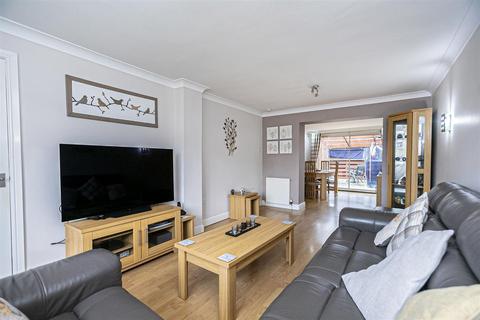 51 Forker Avenue, Rosyth, Dunfermline, KY11 2UH