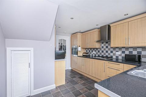 51 Forker Avenue, Rosyth, Dunfermline, KY11 2UH