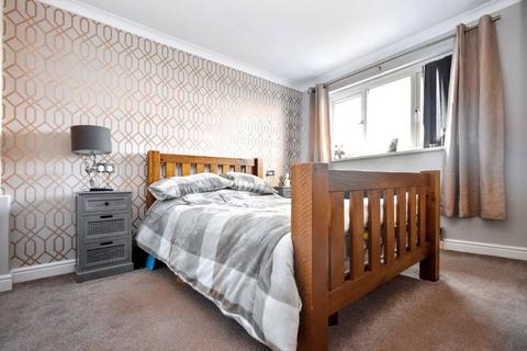 32 Haldane Crescent, Wakefield, WF1 4TE