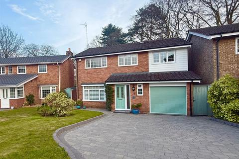 5 bedroom detached house for sale, Birch Avenue, Macclesfield