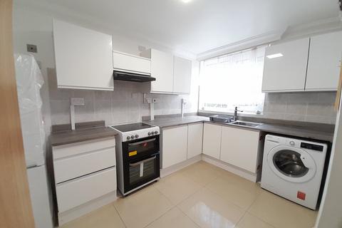 3 bedroom apartment for sale, Kinglake Street, Southwark, London, SE17