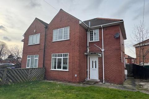 3 bedroom semi-detached house to rent, Durham Road, Doncaster DN2