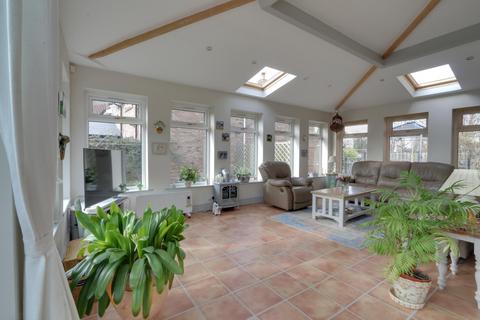 5 bedroom detached house for sale, Eastfield Lane, Dunnington, York