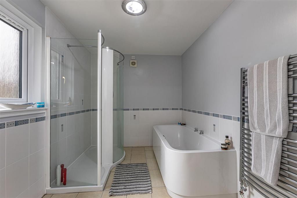 64 Forest Gardens Galashiels 26.JPG