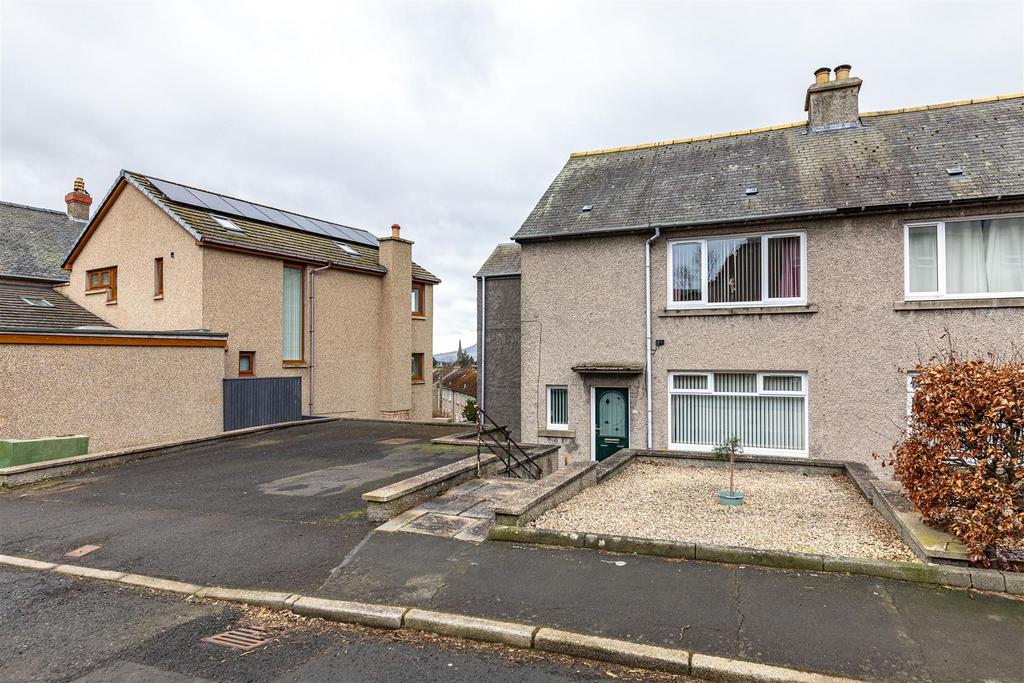 64 Forest Gardens Galashiels 05.JPG