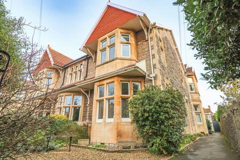 2 bedroom flat for sale, Clarence Grove Road, South Ward - Exceptional Victorian Residence