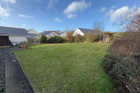 4 bedroom detached bungalow for sale, Heol Isfoel, Llanrhystud, SY23