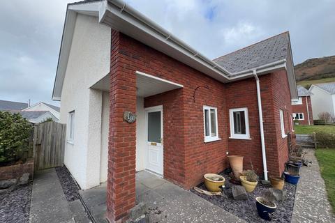 4 bedroom detached bungalow for sale, Heol Isfoel, Llanrhystud, SY23