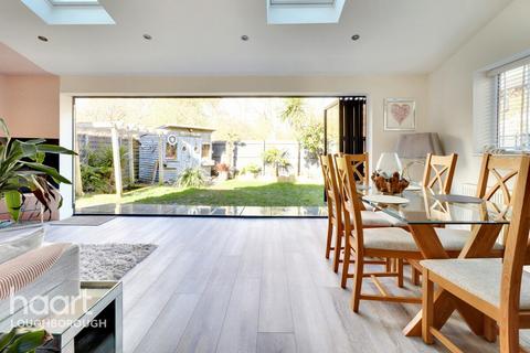 5 bedroom detached house for sale, Kingswood Avenue, Loughborough