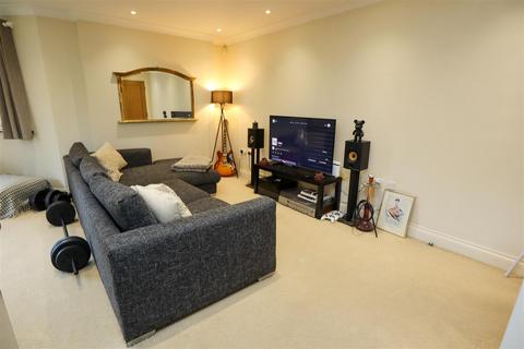 2 bedroom apartment to rent, 37 Brittany Road, St. Leonards-On-Sea