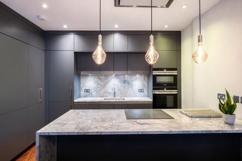 2 bedroom flat to rent, Herbal Hill, Farringdon, London, EC1R