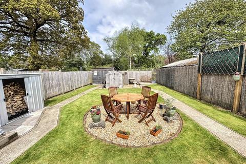 undefined, Bearwood