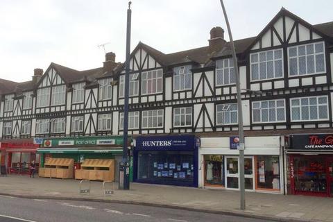 9a Tudor Parade, Romford, RM6 6PS