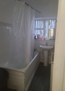 9a Tudor Parade, Romford, RM6 6PS