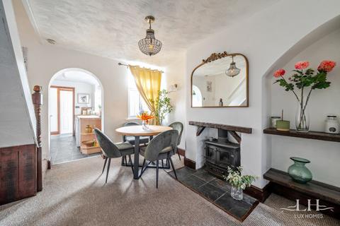 135 Abbs Cross Lane, Hornchurch, RM12 4NA