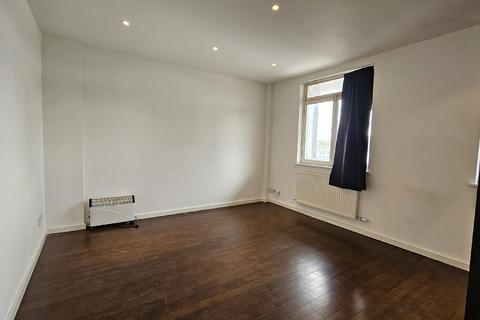 2 bedroom apartment to rent, Treadway Street, London, Haggerston