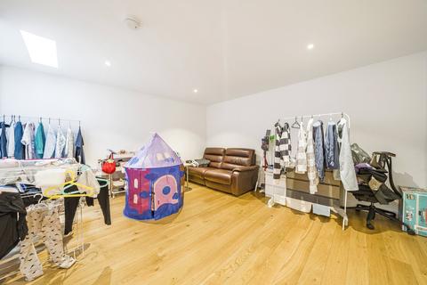 3 bedroom terraced house for sale, Hand Axe Yard, Kings Cross WC1X