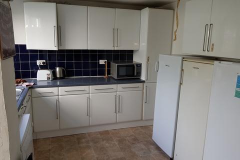 6 bedroom house to rent, Victoria Park, Bristol BS16