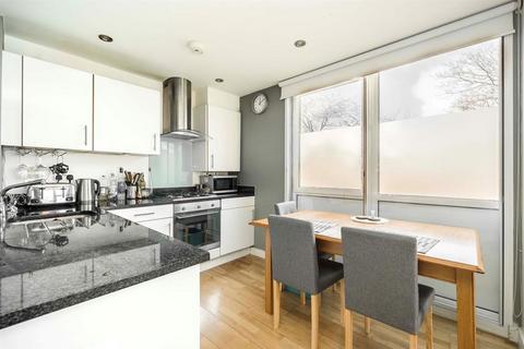 1 bedroom flat for sale, Greenwich High Road, London SE10