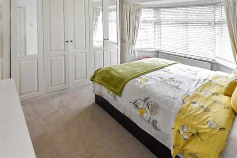 15 Alton Road, Luton, LU1 3NS