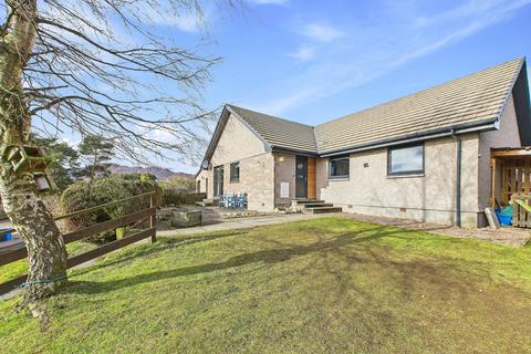 3 bedroom detached house for sale, Braeside Place, Newtonmore