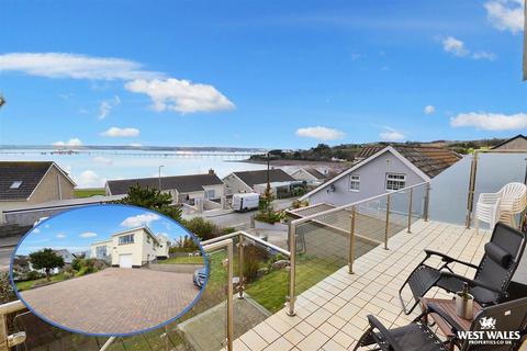 undefined, Hakin, Milford Haven