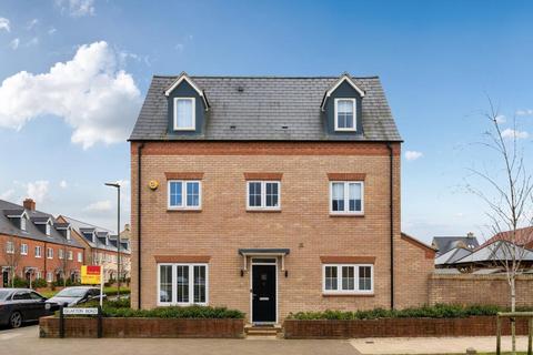 5 bedroom semi-detached house for sale, Bicester,  Oxfordshire,  OX26
