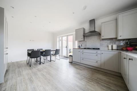 5 bedroom semi-detached house for sale, Bicester,  Oxfordshire,  OX26