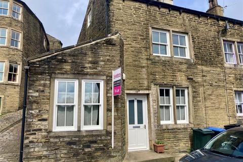 2 bedroom end of terrace house to rent, Market Street, Thornton, Bradford