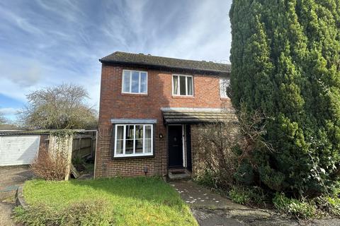 3 bedroom semi-detached house for sale, St. Annes Close, Winchester, Hampshire