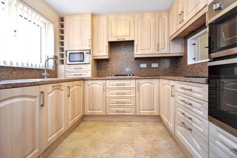 3 bedroom bungalow for sale, Blackthorn Way, Wakefield, West Yorkshire