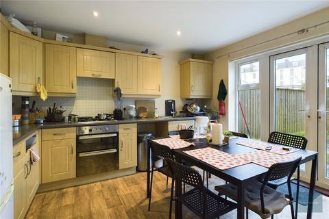 4 bedroom townhouse to rent, Richmond Court, Exeter