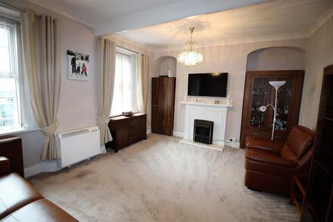 2 bedroom flat for sale, Union Street, Torquay, TQ1 4BY