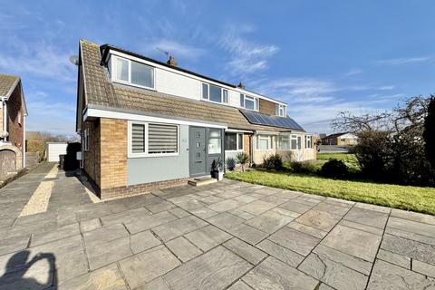 3 bedroom semi-detached house for sale, Ashbourne Crescent, Garforth