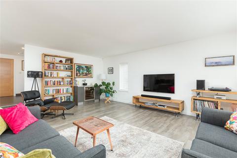 1a Roull Road, Edinburgh, EH12 7JW