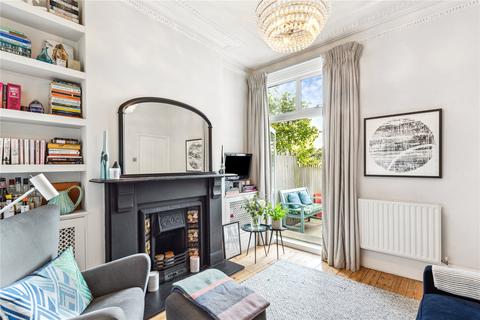 1 bedroom apartment for sale, Boundaries Road, SW12