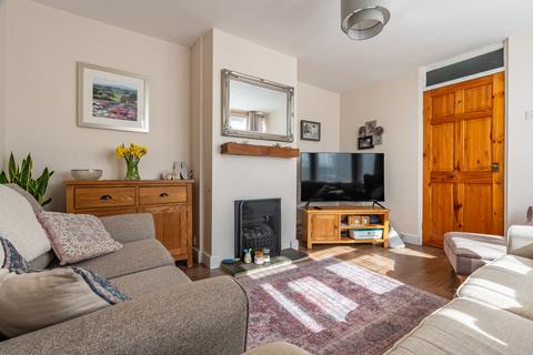 16 Beach Road, Severn Beach, Bristol, BS35 4PF
