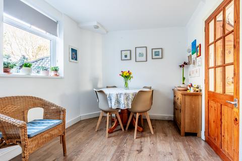 16 Beach Road, Severn Beach, Bristol, BS35 4PF