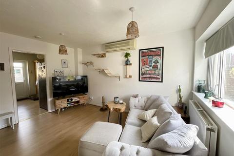 2 bedroom end of terrace house for sale, The Mariners, Llanelli