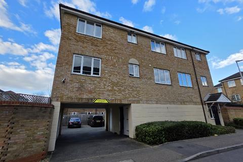 2 bedroom apartment for sale, Quarles Park Road, Romford, Essex