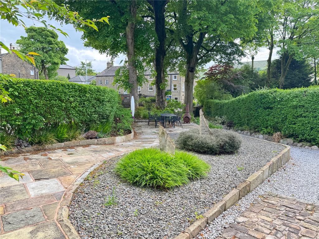 Pleasant Gardens