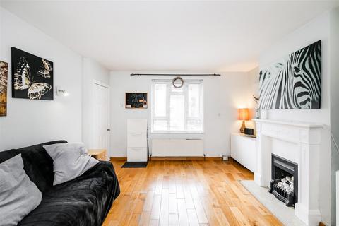 3 bedroom terraced house for sale, Millfield Avenue, Walthamstow