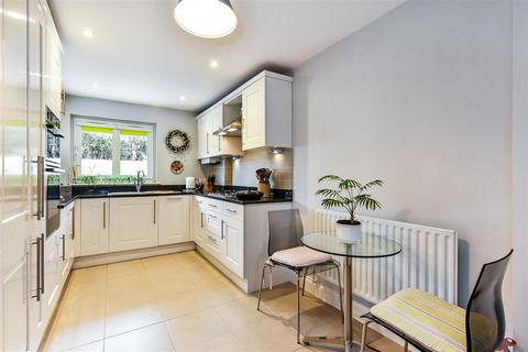 3 bedroom terraced house for sale, Lavant Road, Chichester