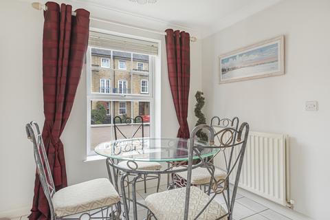 2 Houghton Square, Sherfield On Loddon, Hook, RG27 0SL