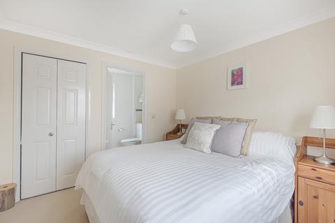 2 Houghton Square, Sherfield On Loddon, Hook, RG27 0SL
